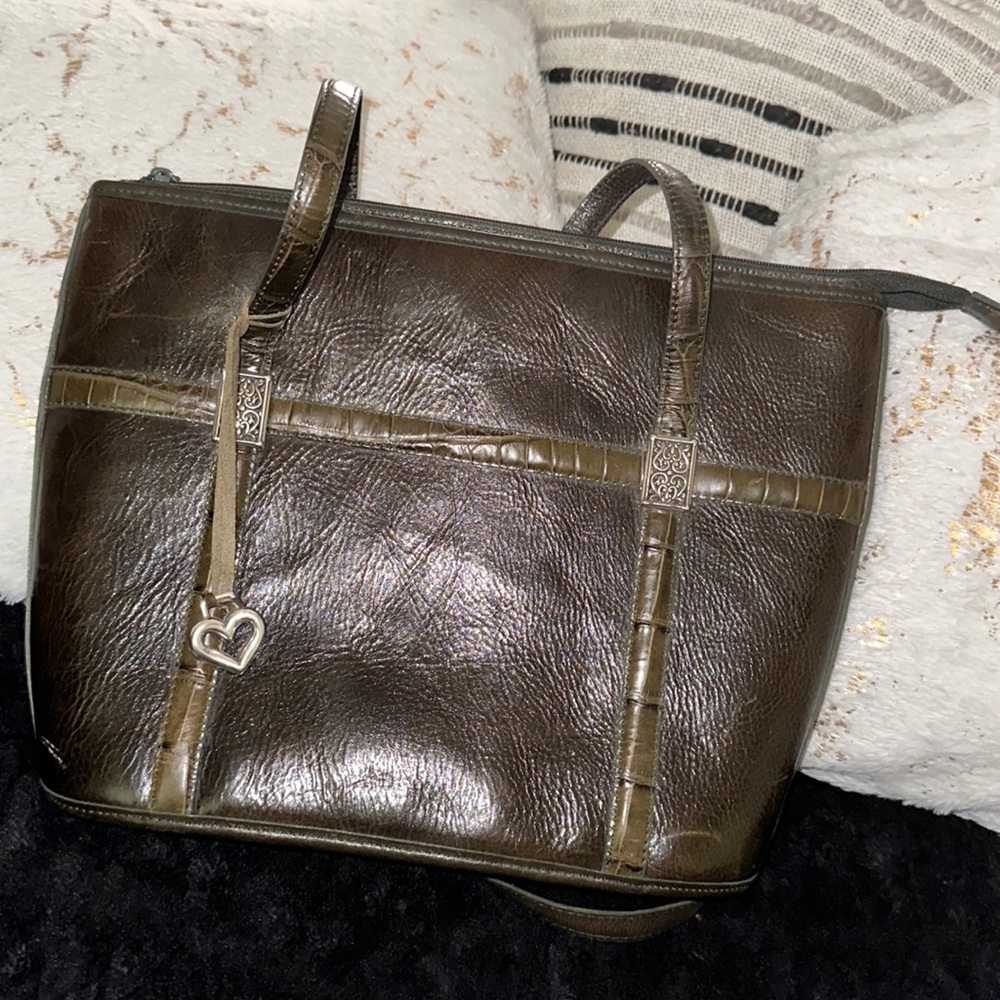 Leather fossil